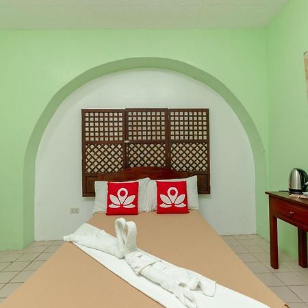 Zen Rooms Calle Crisologo Віган Екстер'єр фото