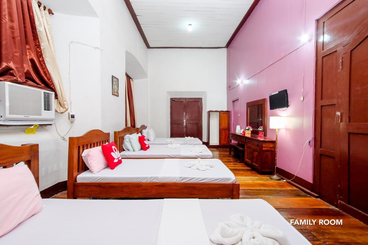 Zen Rooms Calle Crisologo Віган Екстер'єр фото