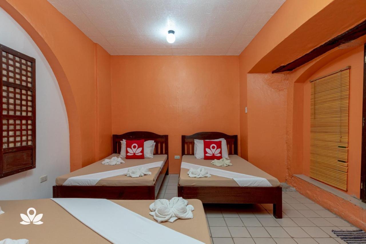Zen Rooms Calle Crisologo Віган Екстер'єр фото